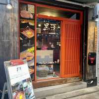 中華街の路地裏にある神戸牛のお店