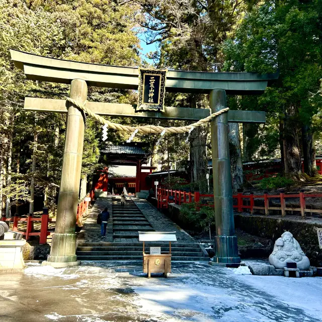 Exploring Nikko Toshogu shrine 🙏