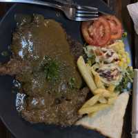 ออสซี่สเต๊ก ร้านสเต๊ก คู่ใจคนจันท์