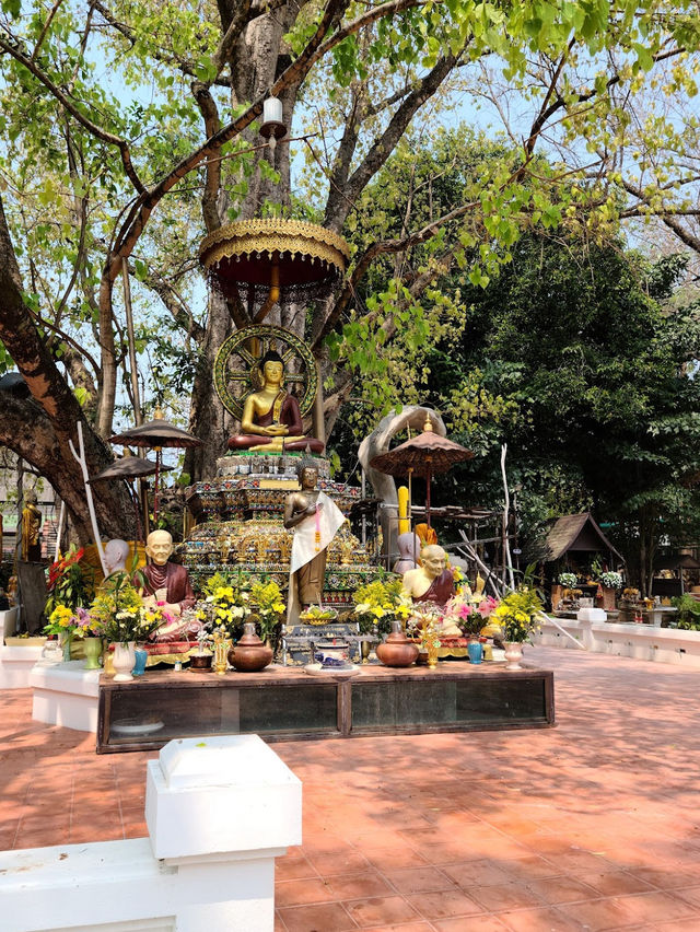 Wat Jed Yot, Phra Aram Luang 