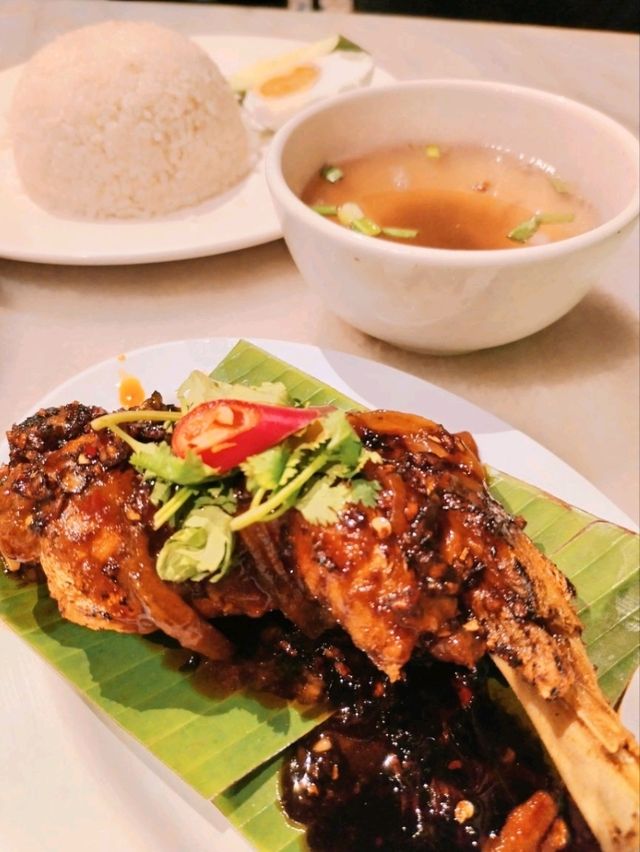 Nasi Ayam Hainan Antarabangsa