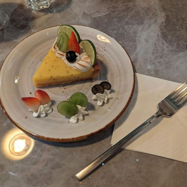 CAFE KREAMS