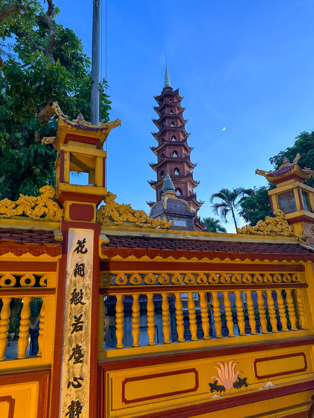 【ベトナム】ハノイの絶景スポット！チャンクオック寺✨