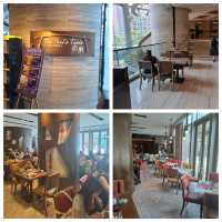 九龍東皇冠假日酒店自助午餐的個人感受