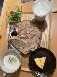 【長野県/茅野　信州産小麦を使って熟成させたパンと焼き菓子のお店】
