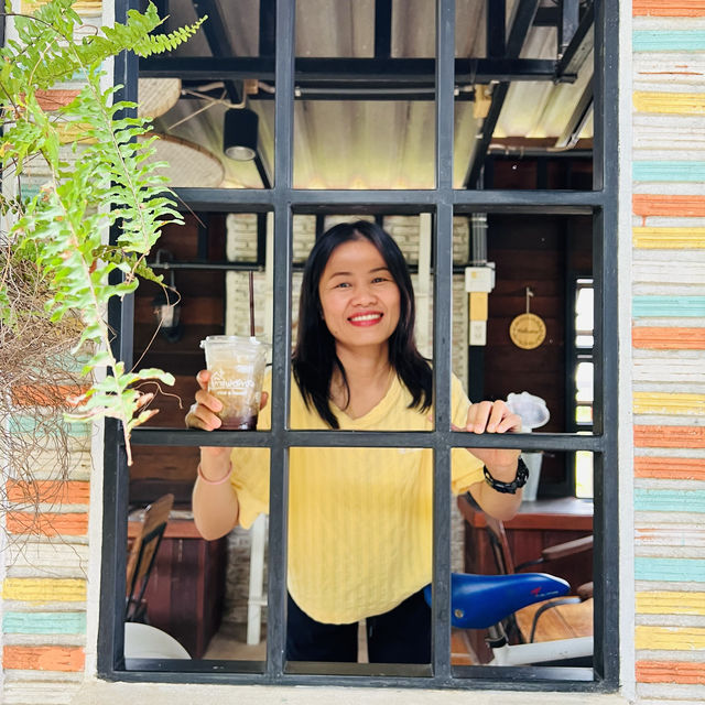 บ้านกาแฟฮักจัง