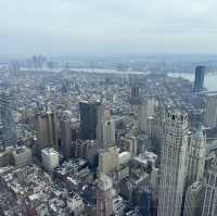 【紐約必遊】帝國大廈觀景台：景點經典，升級券可登102樓