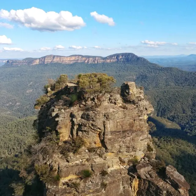 A Must-Visit: The Three Sisters