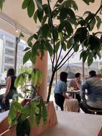  Beautiful Cafe