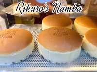 Rikuro’s ชีสเค้กชื่อดังของโอซาก้า