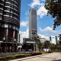 "KLCC Cityscape: A Stunning Skyline of the Petronas Twin Towers"