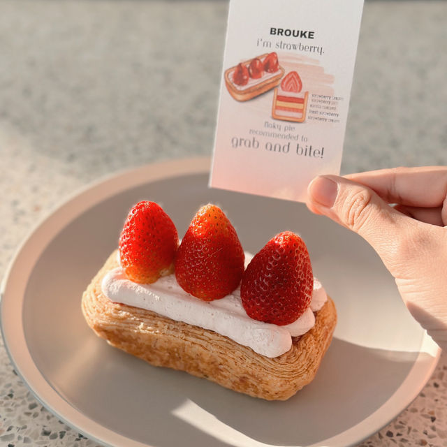 #คาเฟ่พัทยา #Broukecafe #คาเฟ่มินิมอลพัทยา 