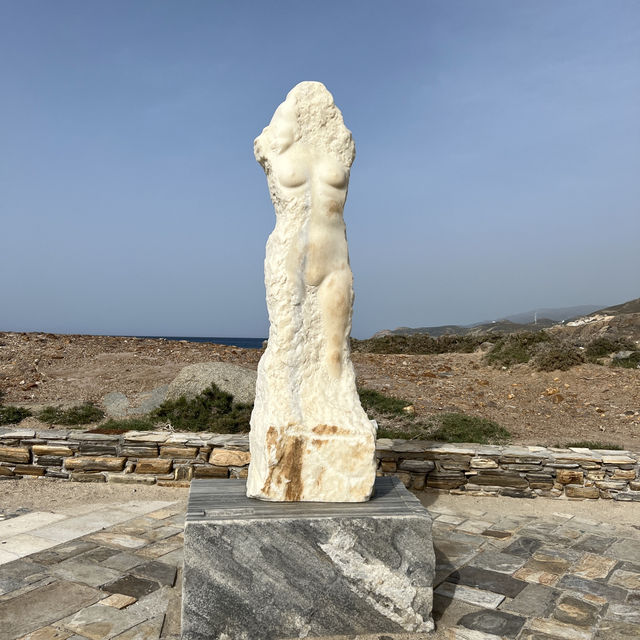 Portara: the inspiration for National Geographic logo 