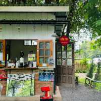 อดิเรก คาเฟ่