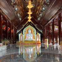 มหาวิหารทรงบาตรคว่ำ ล้ำหน้ามาก