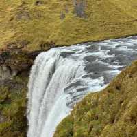 🇮🇸冰島不能錯過的瀑布｜彩虹瀑布Skogafoss