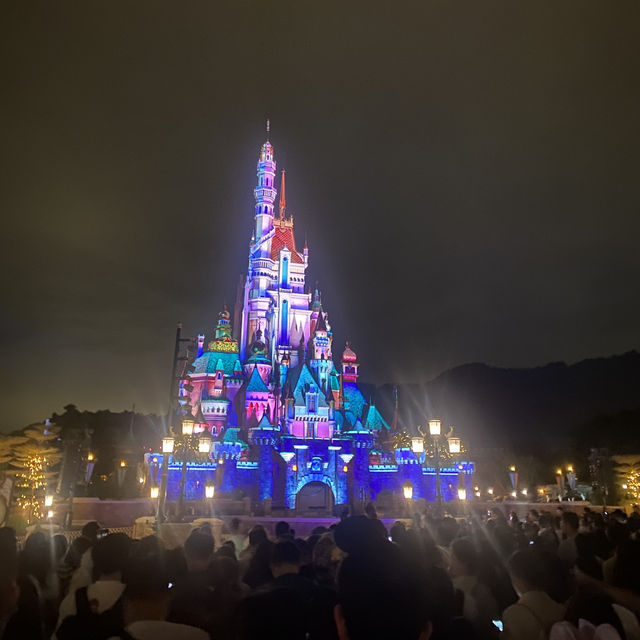 【2024年保存版】香港ディズニーランド完全攻略！待ち時間30分以下＆アナ雪エリアの魅力を徹底解説