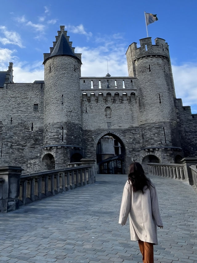 比利時🇧🇪 安特衛普｜斯滕城堡 🏰現實版的公主的城堡？