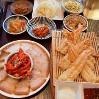 韓国🇰🇷ポッサムとエビのチヂミが絶品のコスパのいいお店