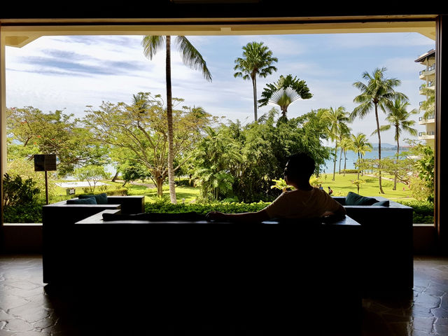 A Day in Paradise: Discovering the Scenic Beauty of Shangri-La Tanjung Aru