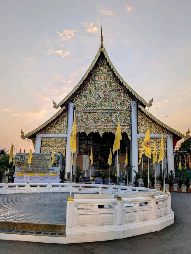 柴迪隆寺，清邁六大佛寺中最崇高、最有人氣的寺廟