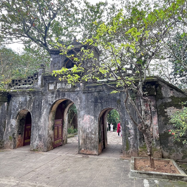 Explore the famous mable mountain in Danang 