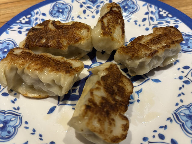 異國風情餃子店🇳🇵