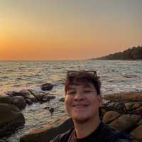 “ลานหินขาว” จ.ระยอง จุดชมพระอาทิตย์ตกที่สวยมาก🏝️🌅