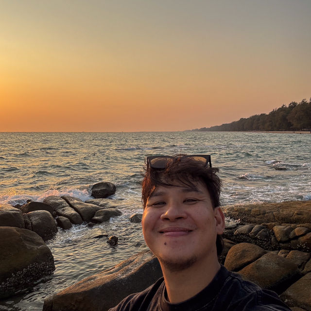 “ลานหินขาว” จ.ระยอง จุดชมพระอาทิตย์ตกที่สวยมาก🏝️🌅