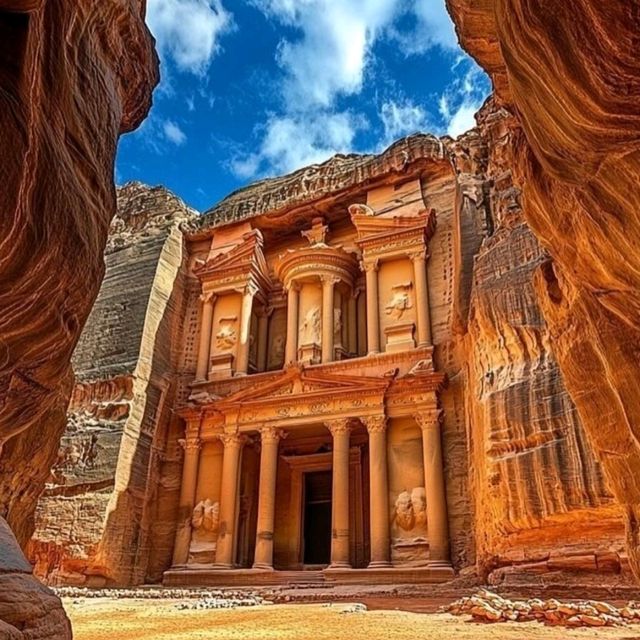 🏜️ Must-Visit Places in Petra, Jordan 🏺