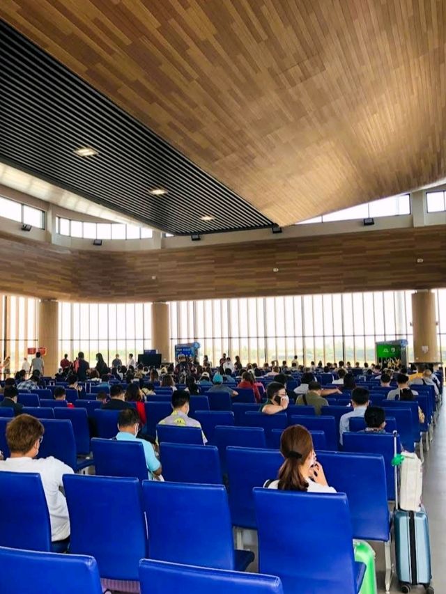 ท่าอากาศยานนานาชาติสุราษฎร์ธานี