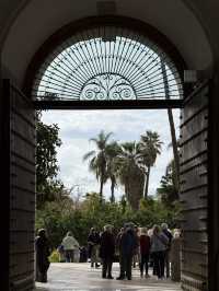 Do you feel a tropical vibe from Malaga too? Or it’s just me?
