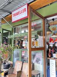 คาเฟ่ใกล้JJ "Traveller the coffee shop"