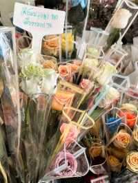 ปากคลองตลาด จากตลาดค้าส่ง สู่ร้านดอกไม้น่าเดิน