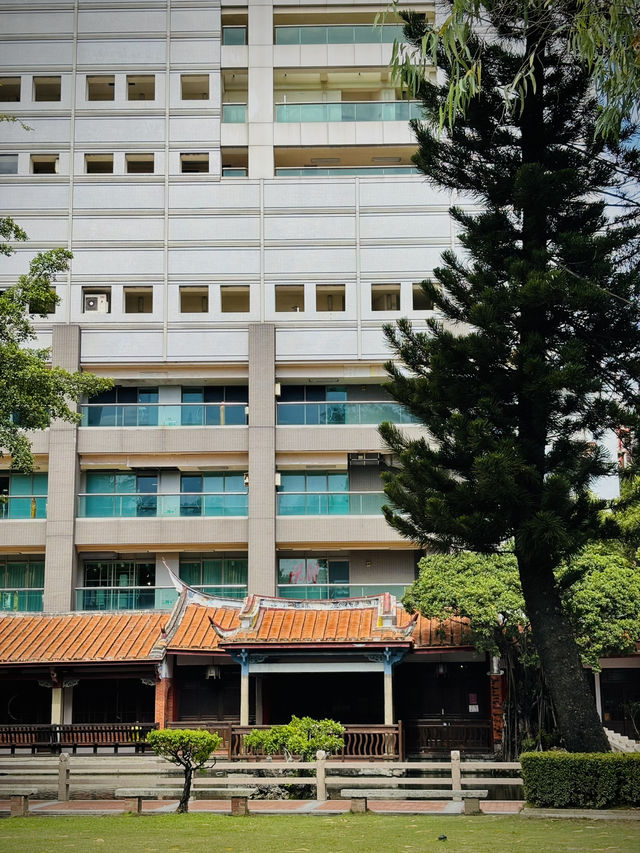 台南 🏛️ 吳園的建築之美！✨