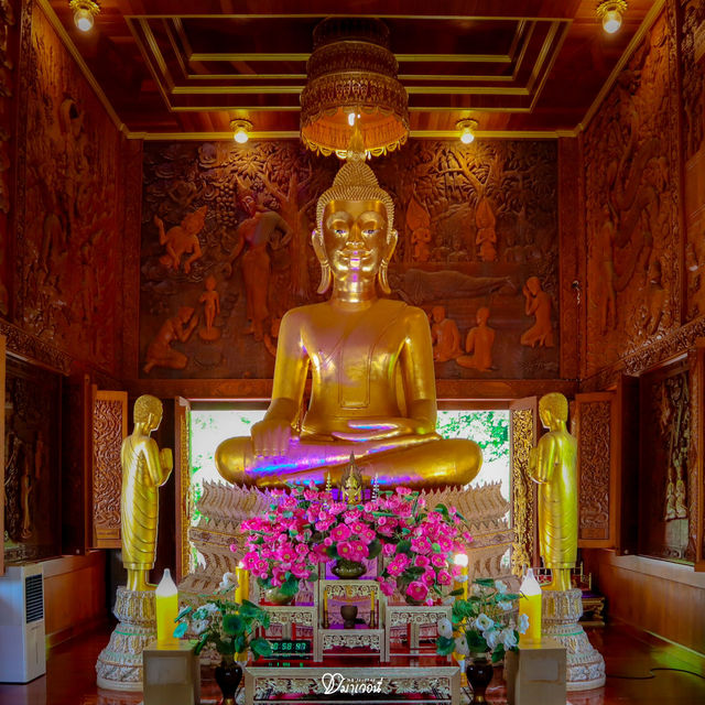 วัดเขาย้อย เพชรบุรี โบสถ์ไม้แกะสลักสุดวิจิตร 