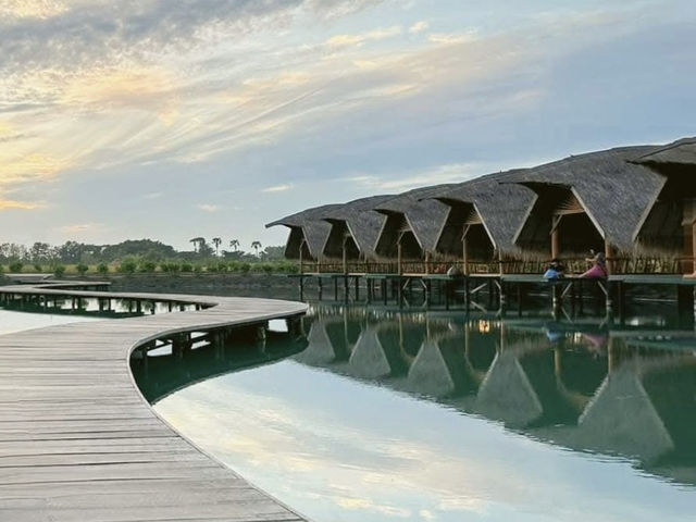 A beautiful resort-like restaurant in Mandalay