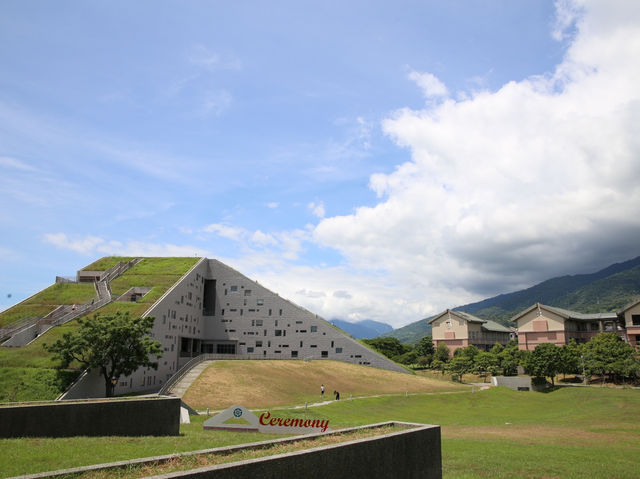 探索台東大學 綠建築之美 🤩🌿知識與自然的完美結合