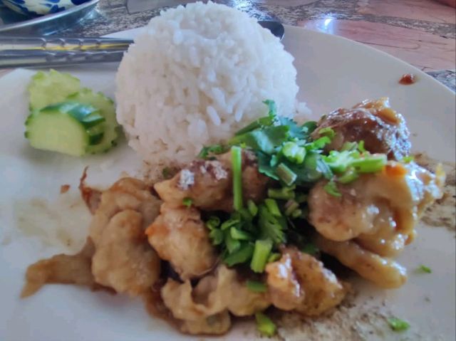ปลากรายรสเด็ด ร้านเก่าแก่ 50 ปี สิงห์บุรี