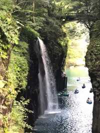高千穂峡で自然の絶景に癒されよう！🏞️