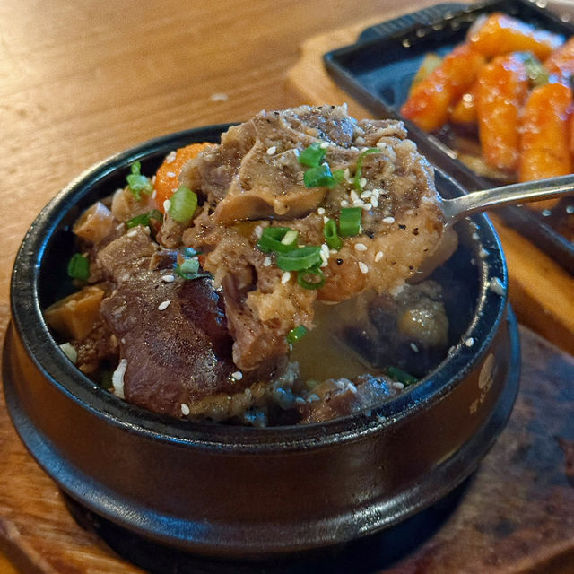 🇰🇷尖沙咀韓式家庭飯堂！巨型豬手🐷膠原蛋白暴擊！