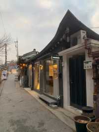🇰🇷Roaming around Anguk Station Area🇰🇷