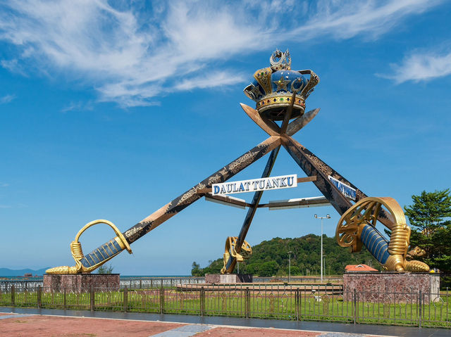 Exploring Mersing Esplanade & Mersing River: Johor's Scenic Coastal Escape