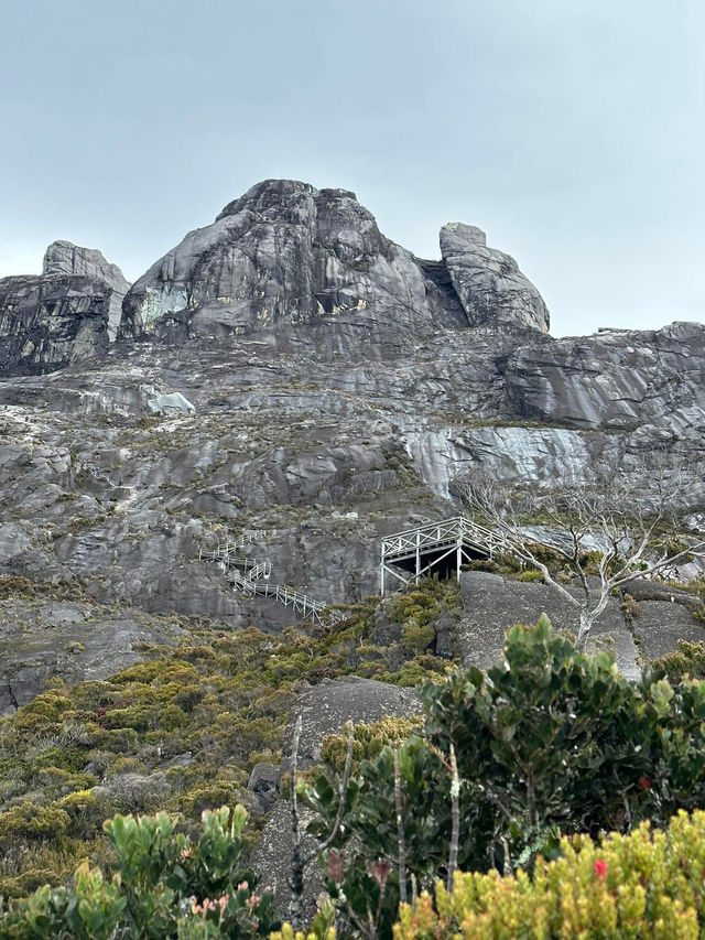 The breathtaking views during descent from Low’s Peak
