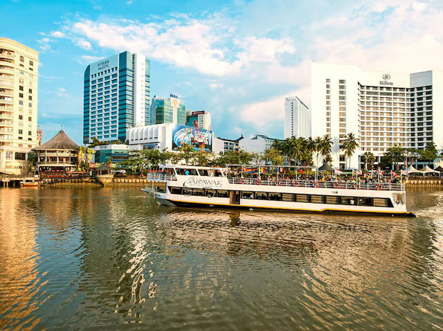 🌅🚢 Sarawak River Sunset Cruise Review: Kuching’s Golden Hour Magic!