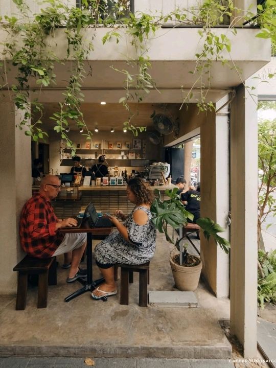 Aramour Coffee Roasters