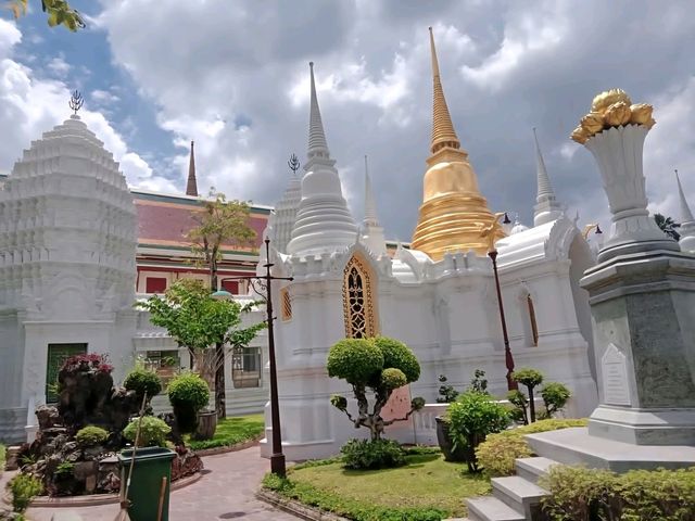 ชมวัดราชบพิธและบริเวณโดยรอบ✨️