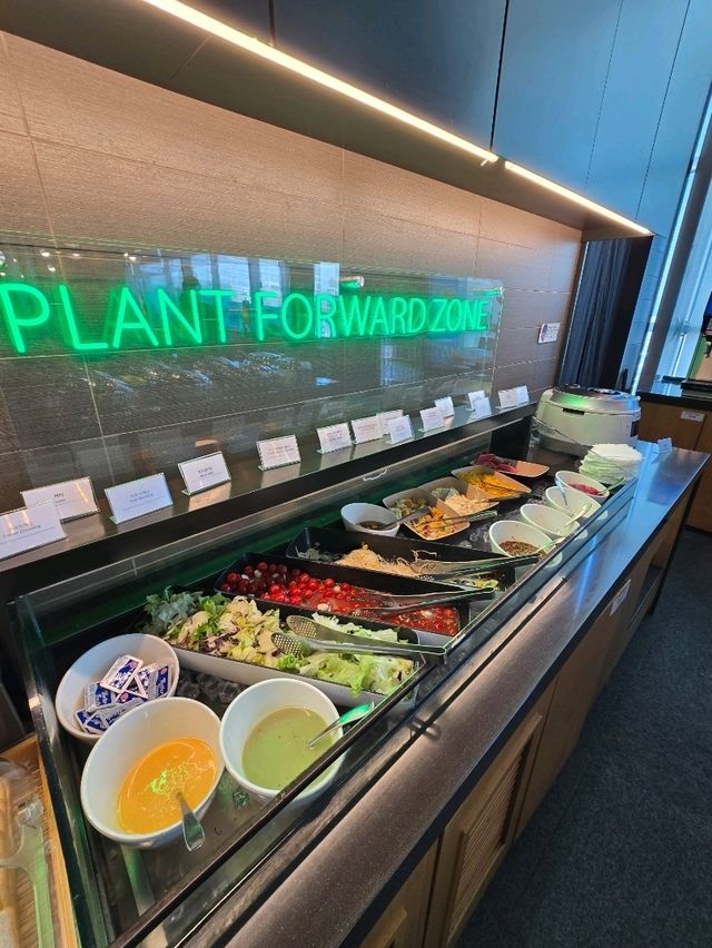 ✨ 釜山機場 Sky Hub Lounge 貴賓室體驗！Trip.com 鑽石會員免費享用！🛫