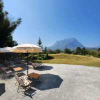 คาเฟ่สีขาว วิวดอยหลวงเชียงดาว : Atmosphere resort
