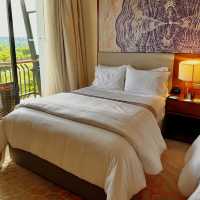 A Coastal Haven of Serenity and Sophistication